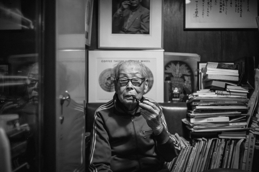 Photoset processed by Kwanchai